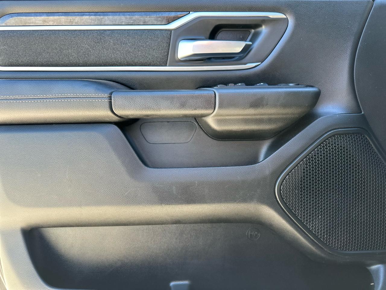 RAM 1500 Big Horn Crew Cab LWB 4WD 2020