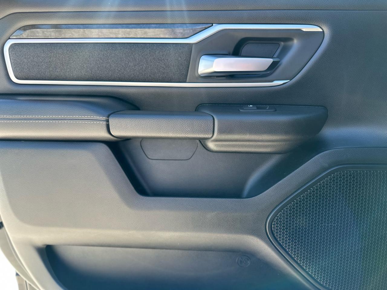 RAM 1500 Big Horn Crew Cab LWB 4WD 2020