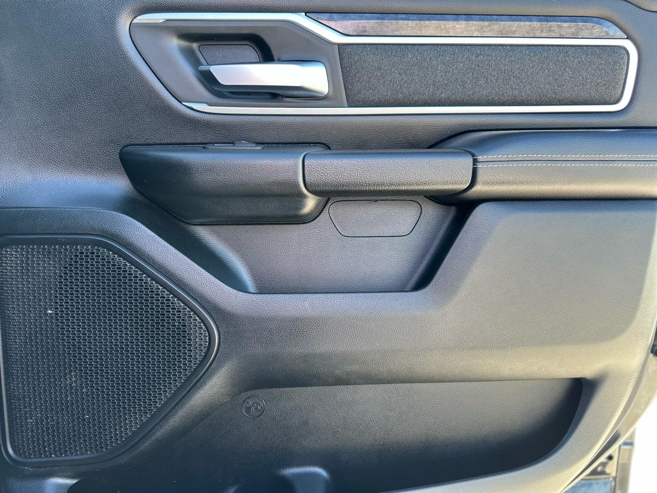 RAM 1500 Big Horn Crew Cab LWB 4WD 2020