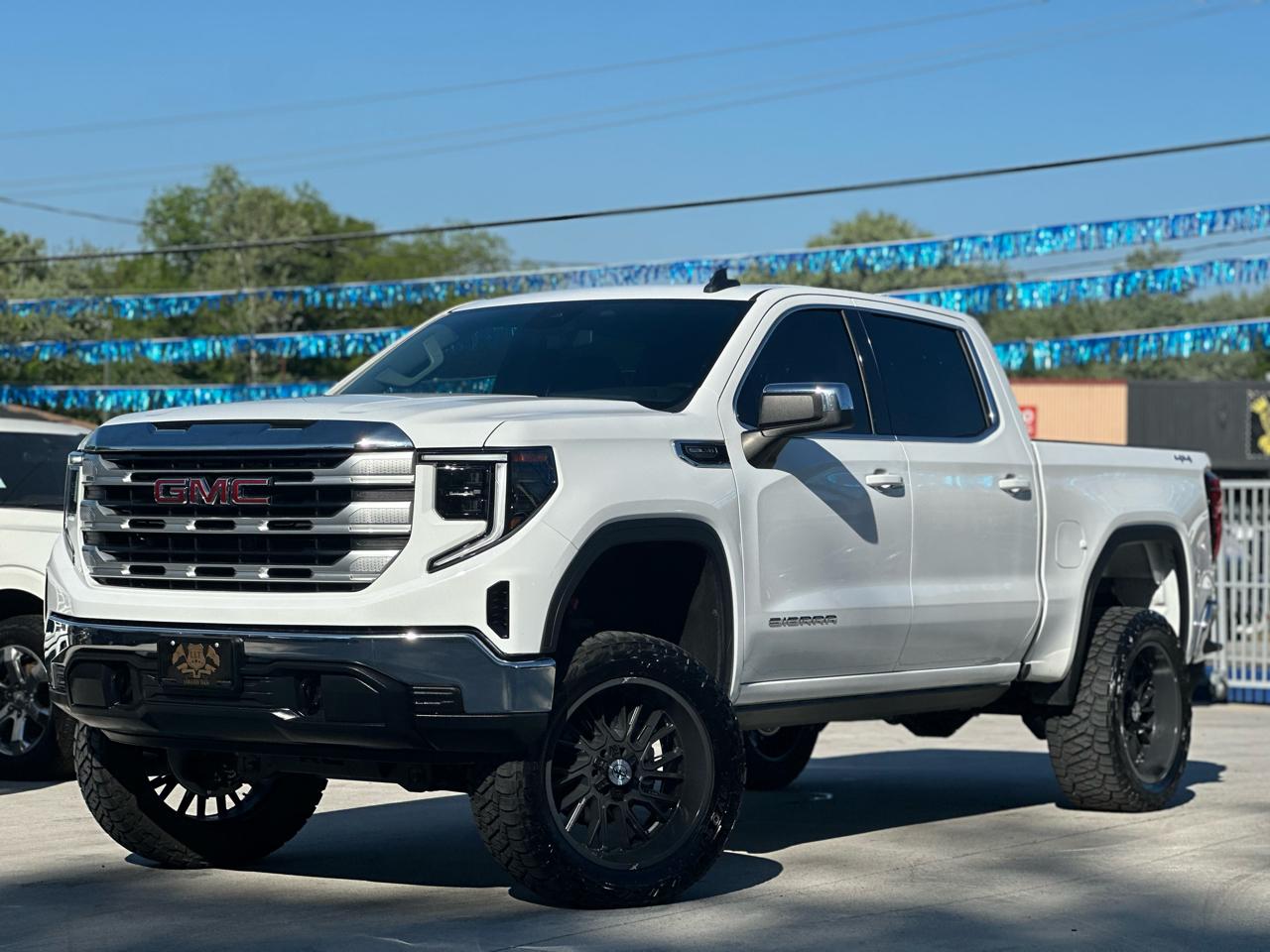 GMC Sierra 1500 SLE Crew Cab 4WD 2023