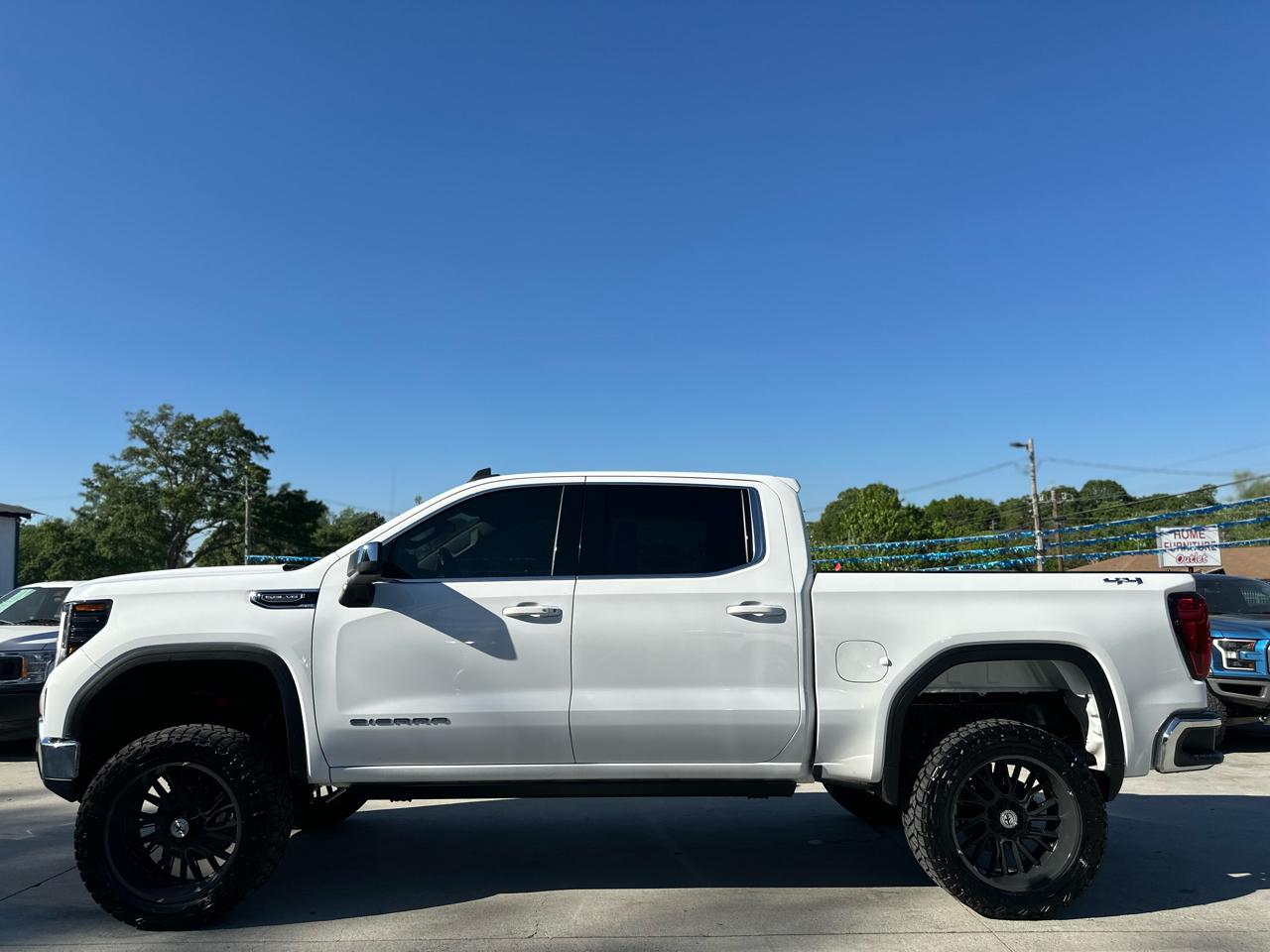 GMC Sierra 1500 SLE Crew Cab 4WD 2023