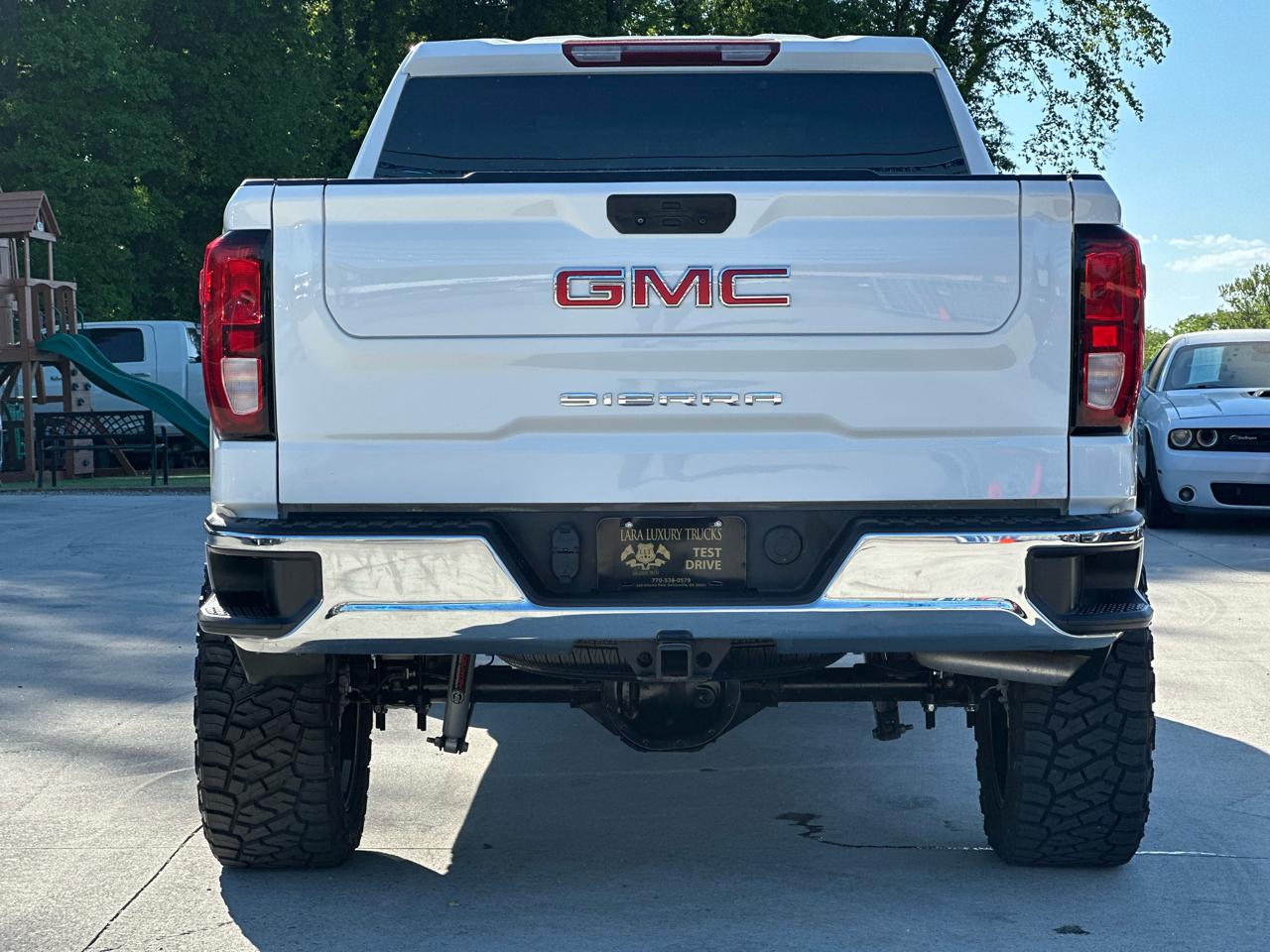 GMC Sierra 1500 SLE Crew Cab 4WD 2023