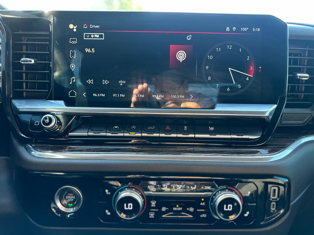 GMC Sierra 1500 SLE Crew Cab 4WD 2023