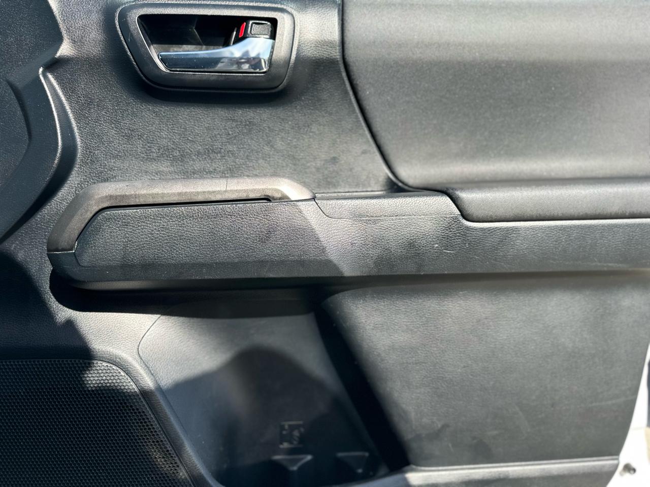 Toyota Tacoma SR5 Double Cab Long Bed V6 6AT 2WD 2016