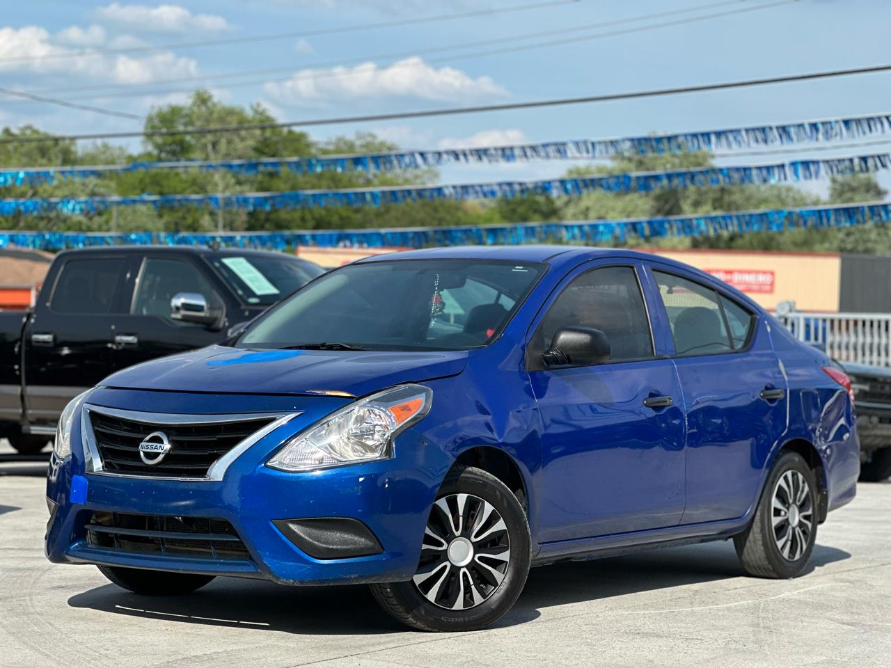 Nissan Versa 1.6 S 5M 2015