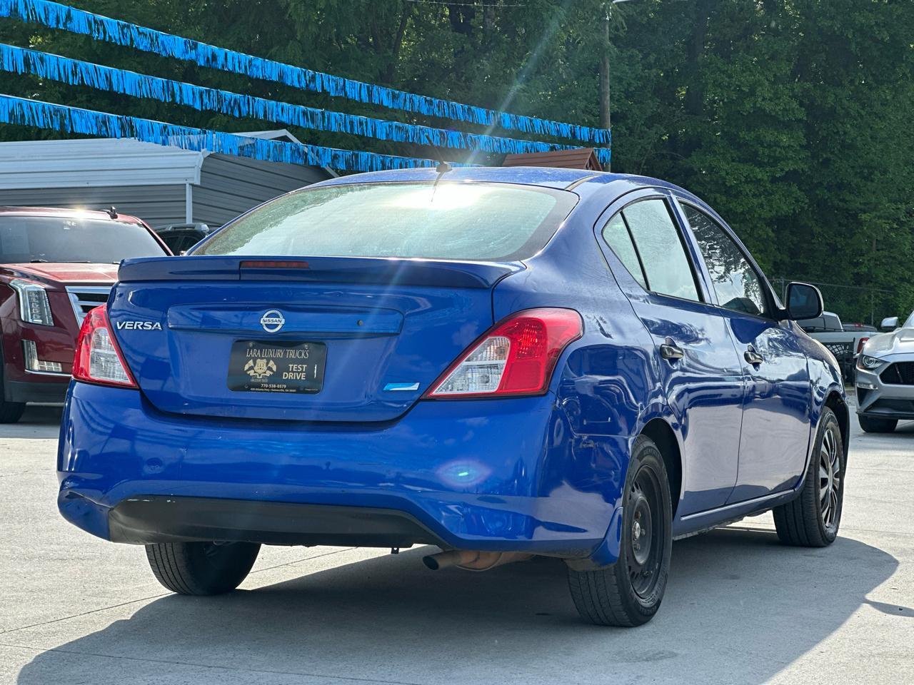Nissan Versa 1.6 S 5M 2015