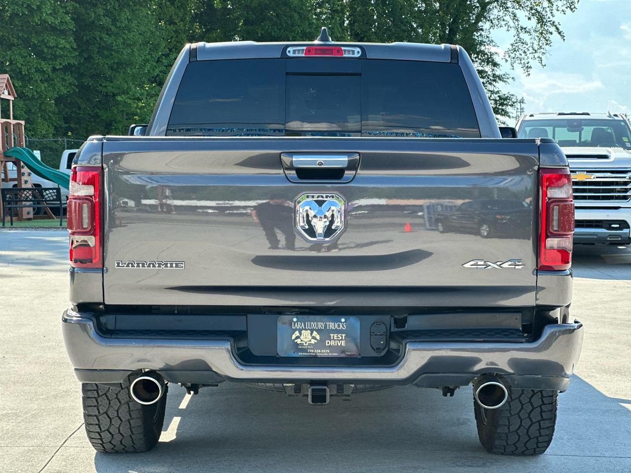 RAM 1500 Laramie Crew Cab SWB 4WD 2021