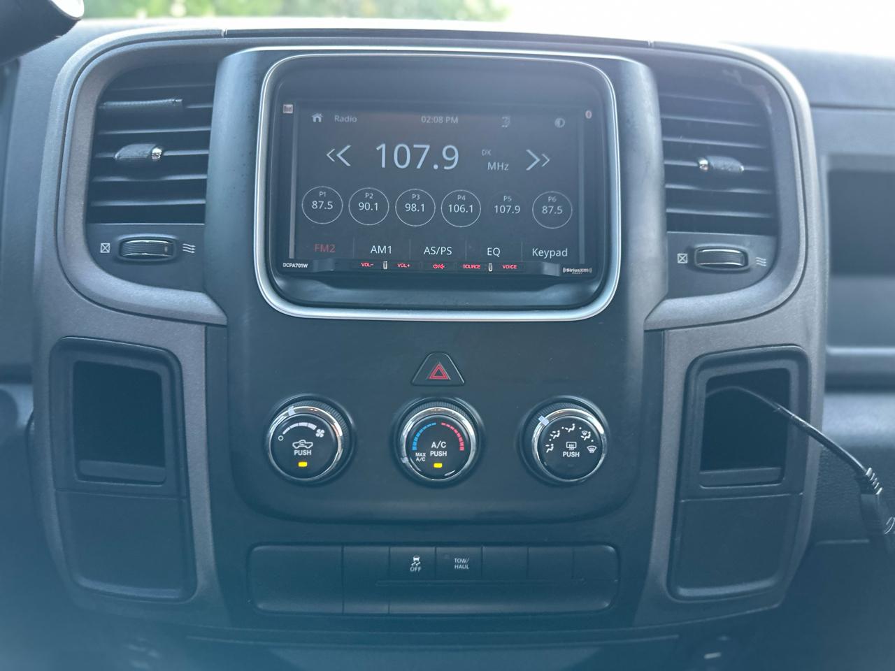 RAM 1500 Tradesman Quad Cab 2WD 2013