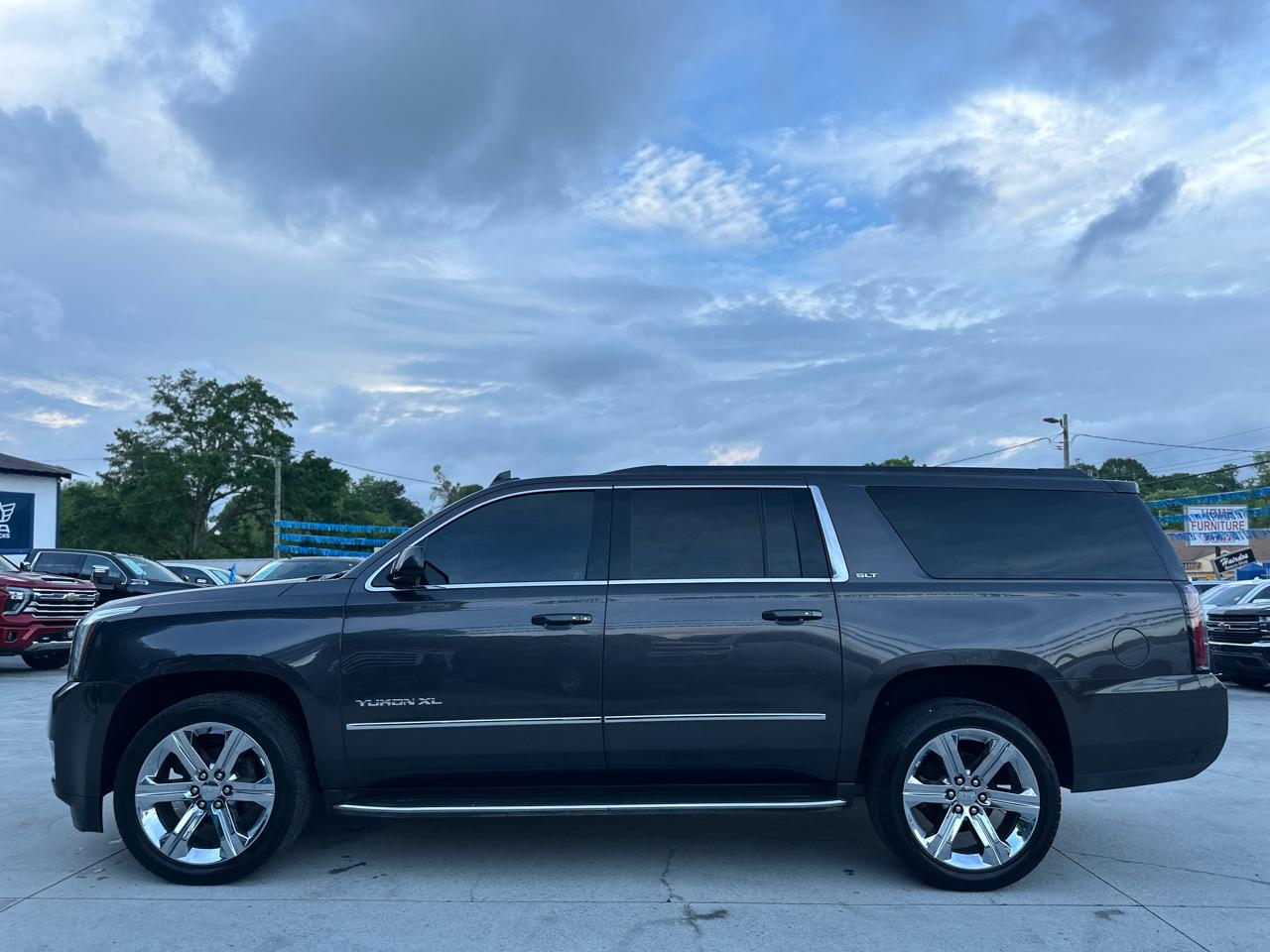 GMC Yukon XL SLT 2WD 2016