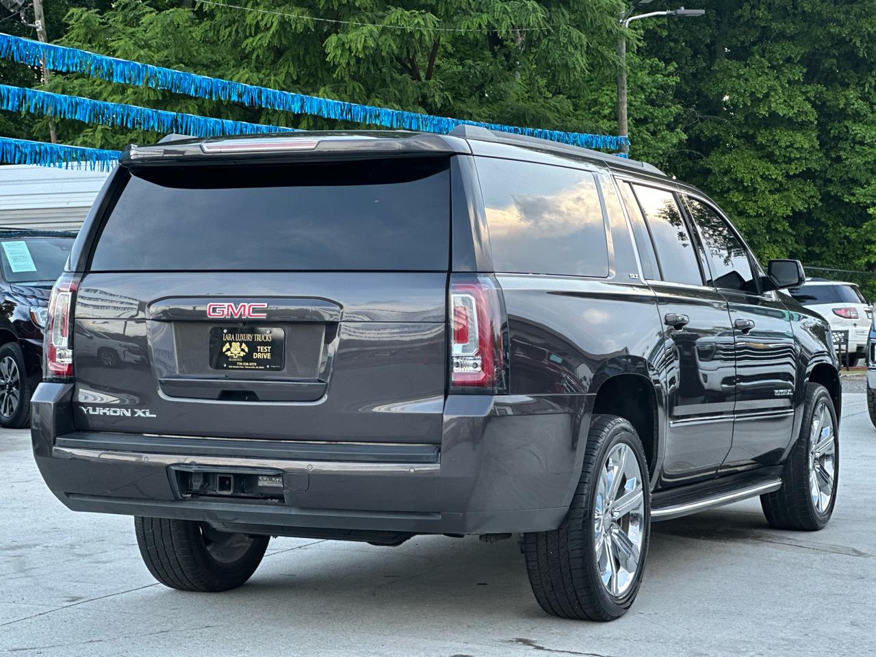 GMC Yukon XL SLT 2WD 2016