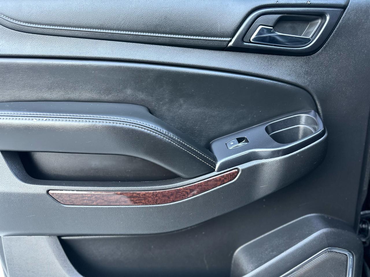 GMC Yukon XL SLT 2WD 2016