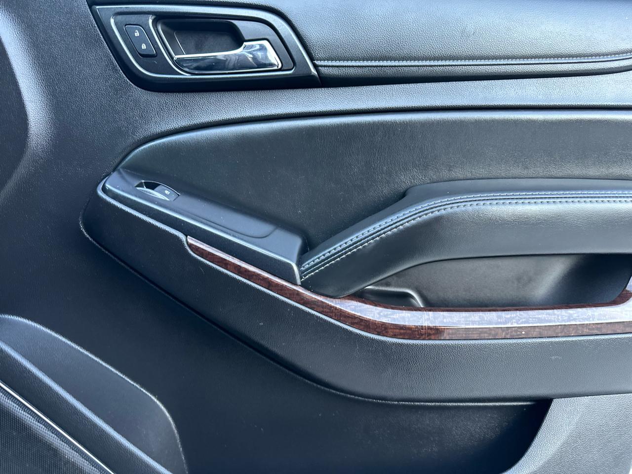 GMC Yukon XL SLT 2WD 2016