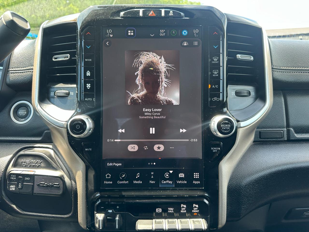 RAM 2500 Laramie Crew Cab SWB 4WD 2024