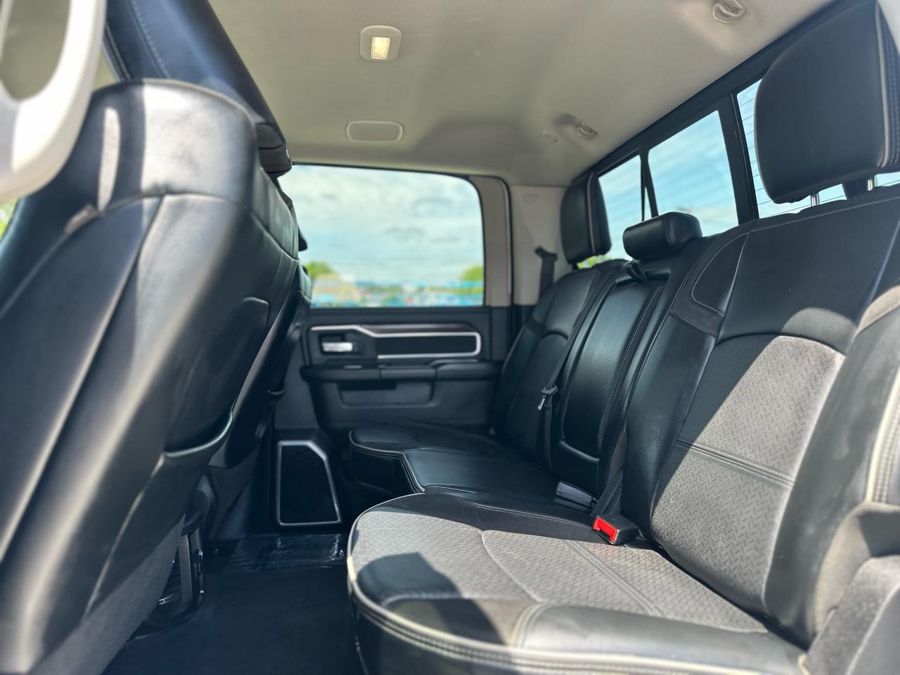 RAM 2500 Laramie Crew Cab SWB 4WD 2024