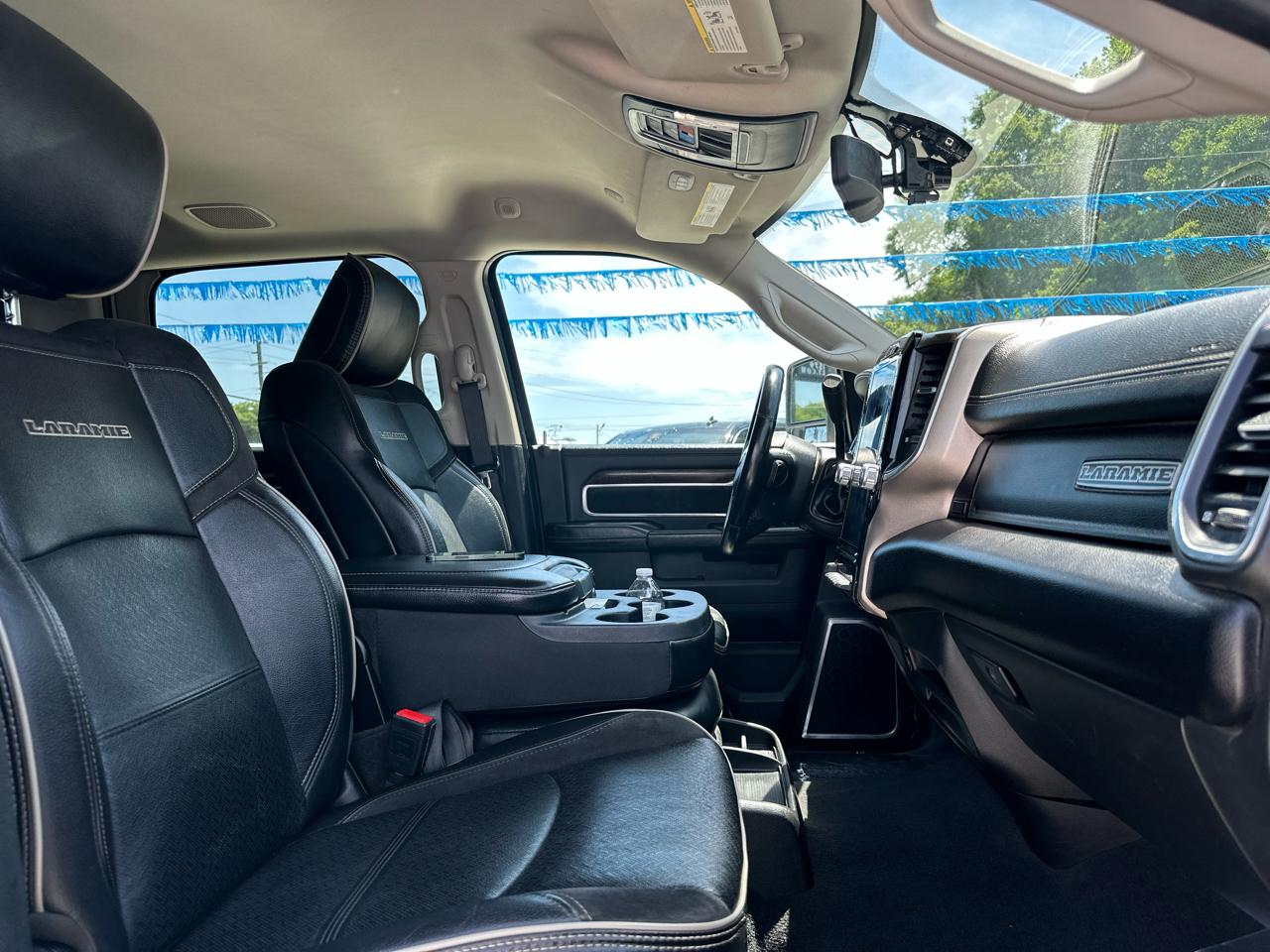 RAM 2500 Laramie Crew Cab SWB 4WD 2024