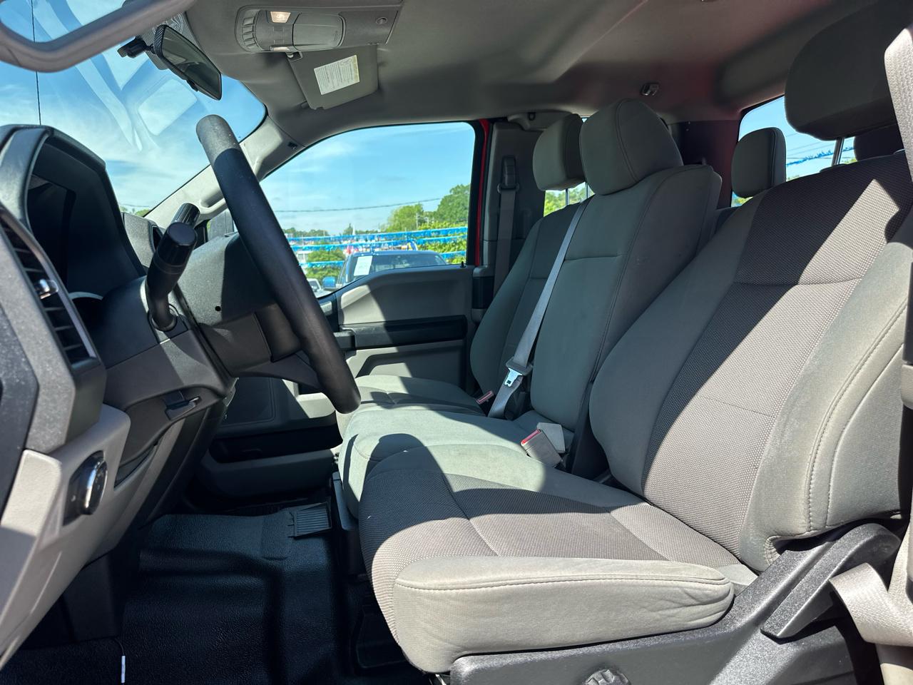 Ford F-250 SD Lariat SuperCab 2WD 2019