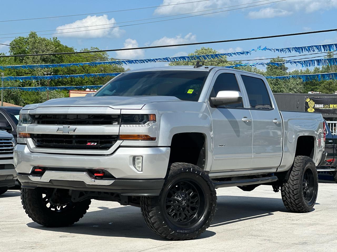Chevrolet Silverado 1500 LT Crew Cab 4WD 2017
