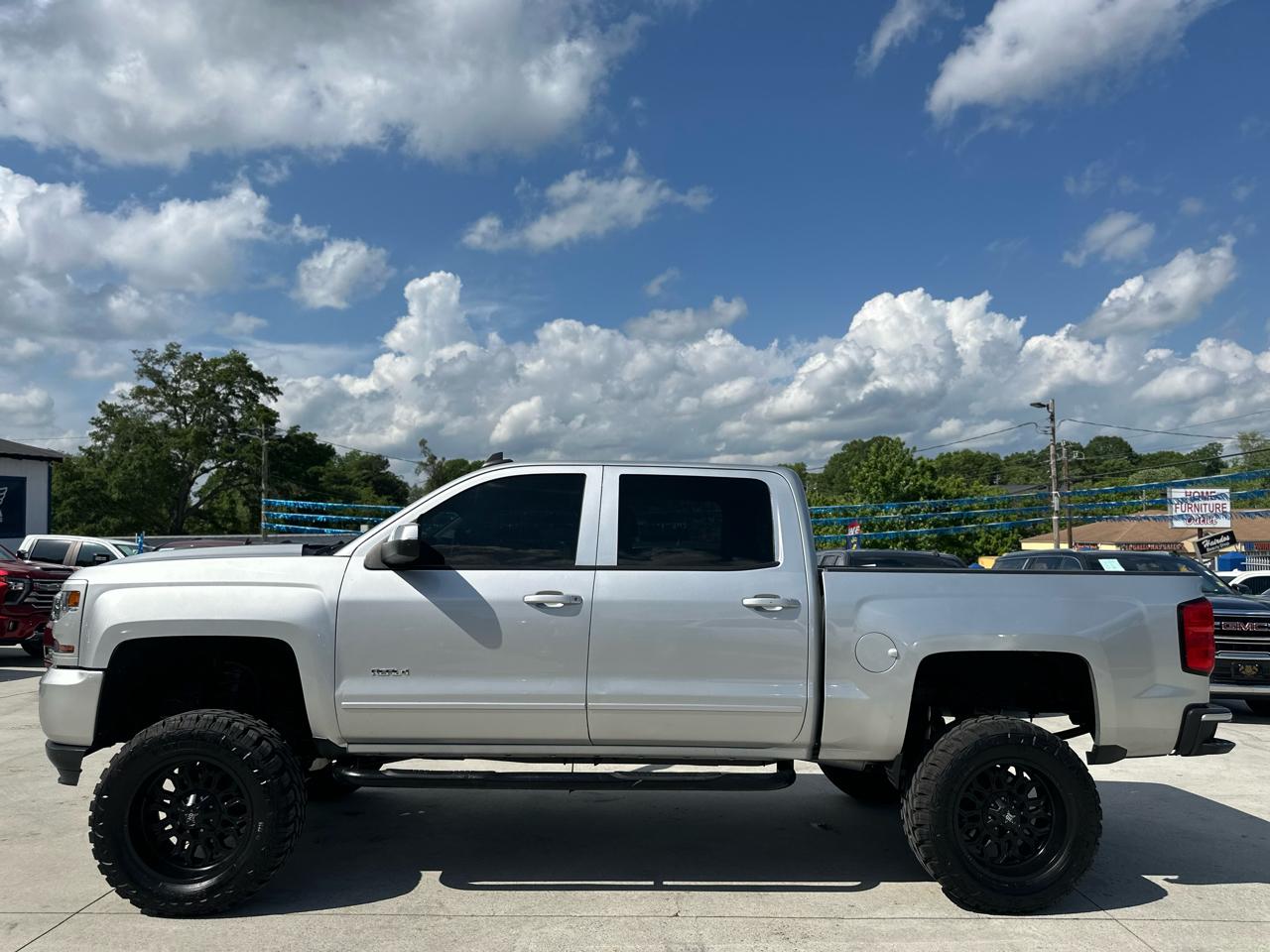 Chevrolet Silverado 1500 LT Crew Cab 4WD 2017