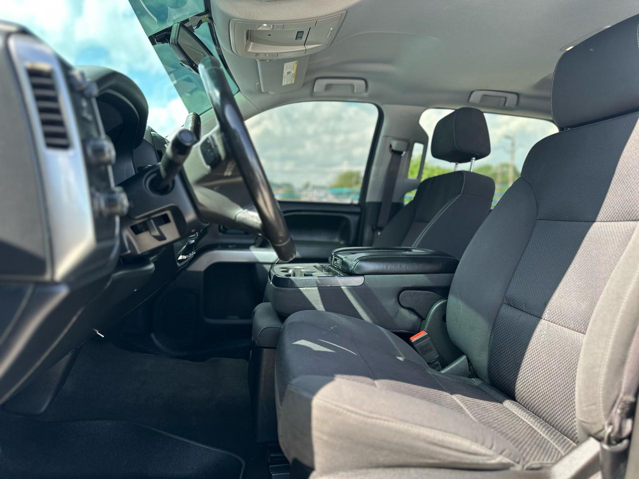 Chevrolet Silverado 1500 LT Crew Cab 4WD 2017