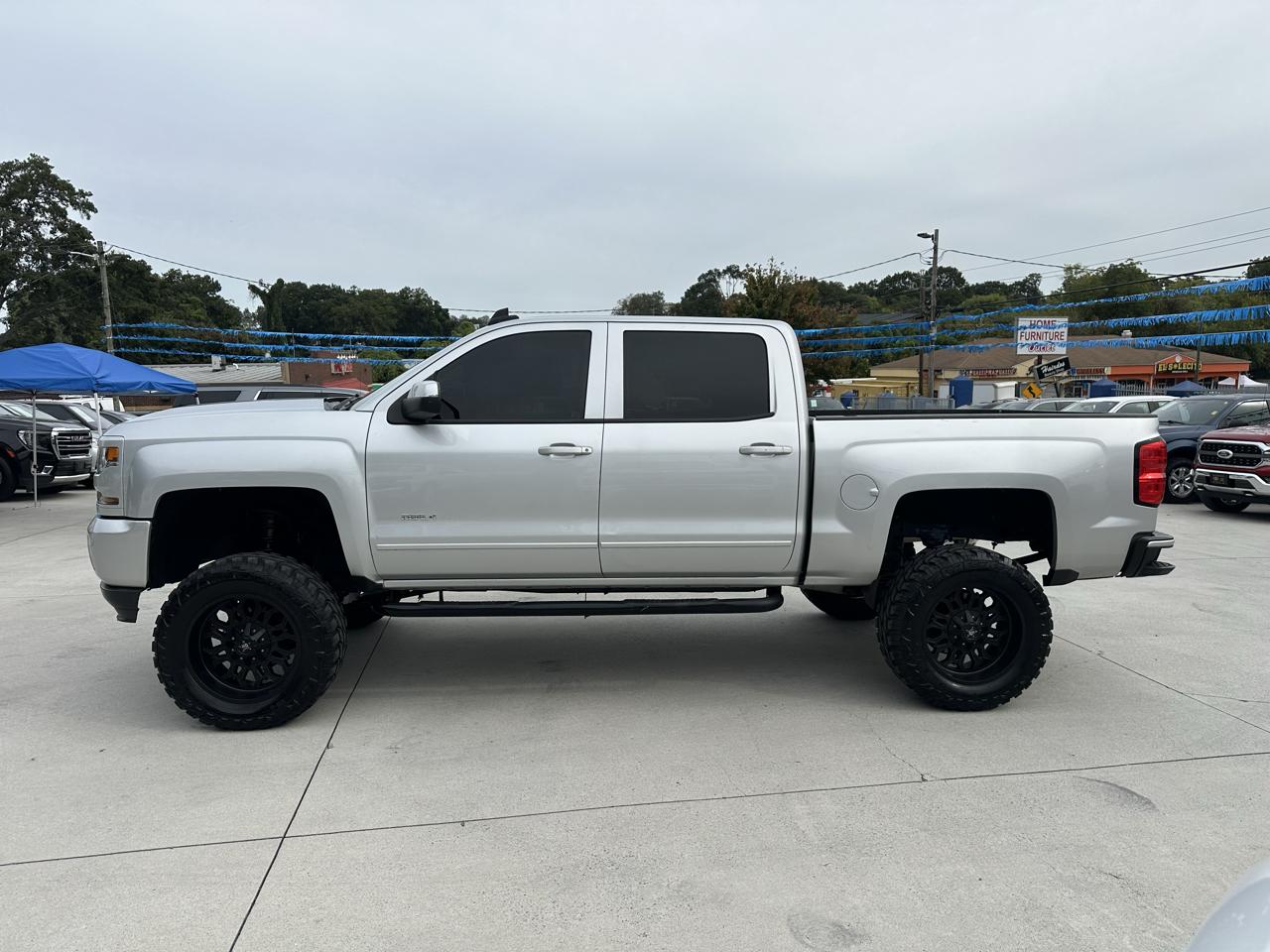 Chevrolet Silverado 1500 LT Crew Cab 4WD 2017