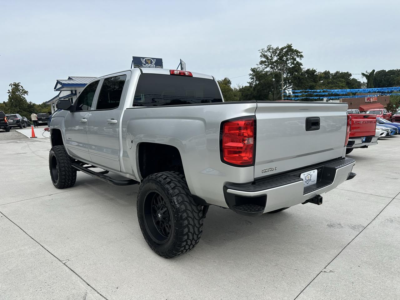 Chevrolet Silverado 1500 LT Crew Cab 4WD 2017