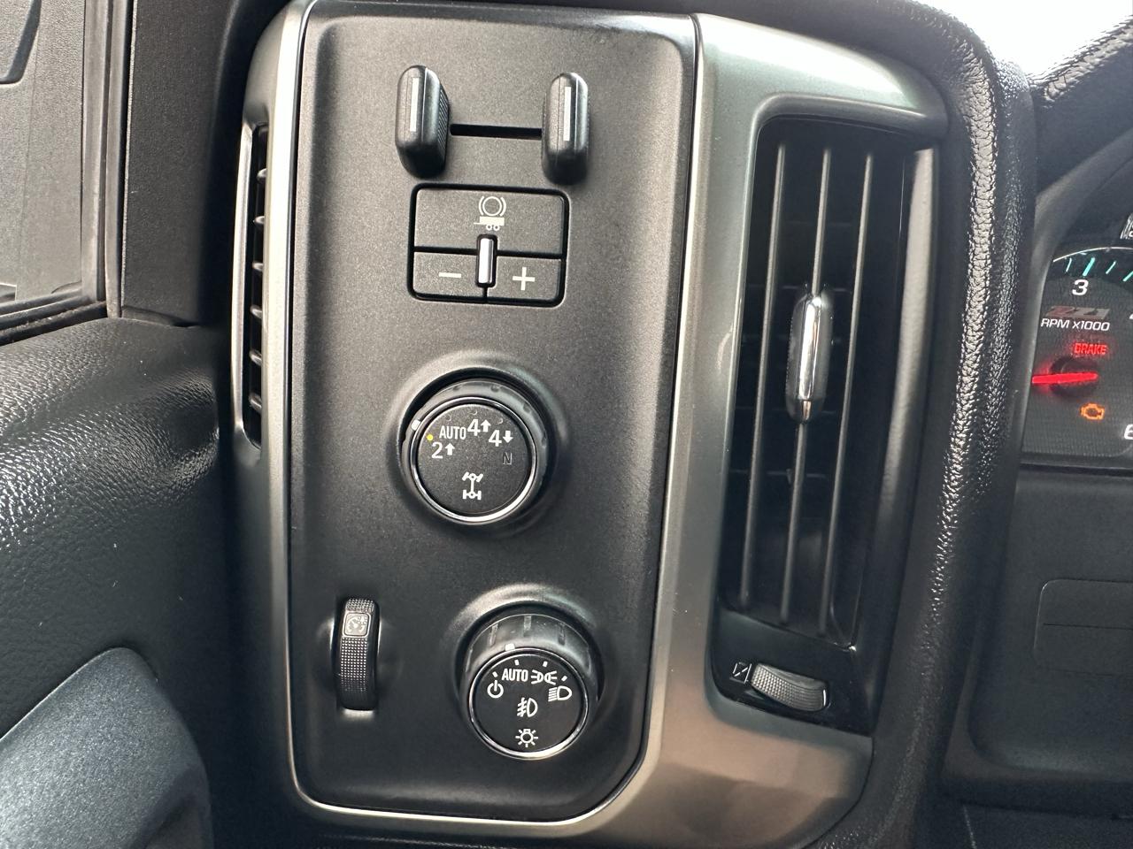Chevrolet Silverado 1500 LT Crew Cab 4WD 2017