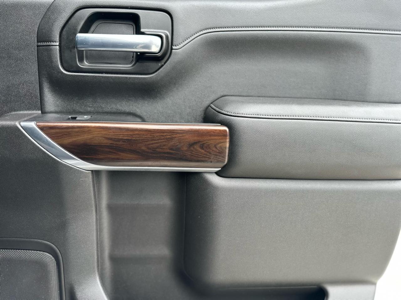 GMC Sierra 1500 SLT Crew Cab 4WD 2020