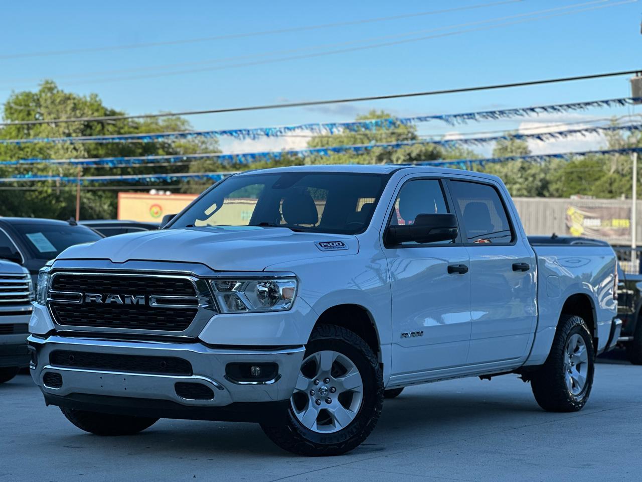 RAM 1500 Big Horn Crew Cab SWB 4WD 2023