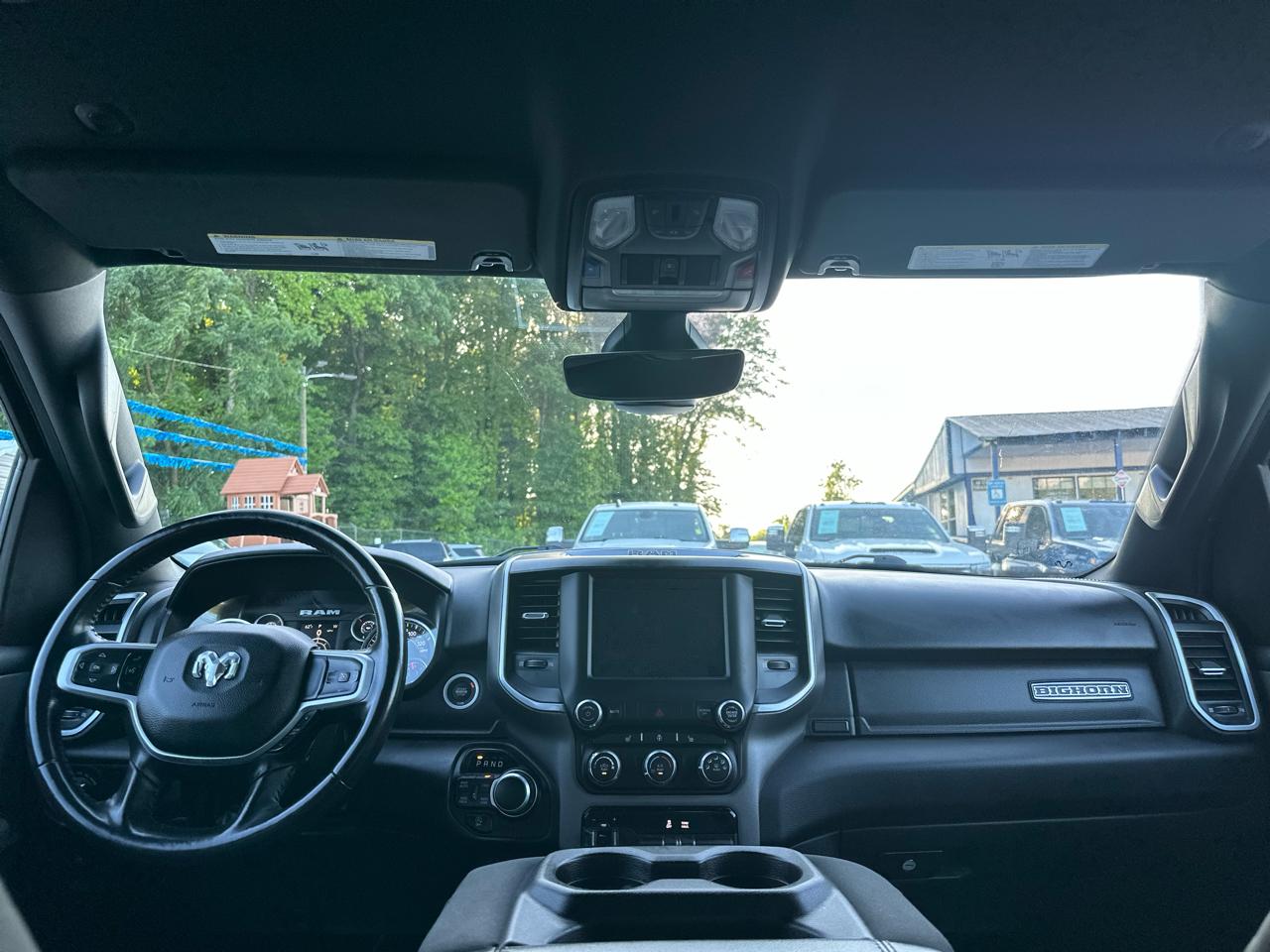 RAM 1500 Big Horn Crew Cab SWB 4WD 2023