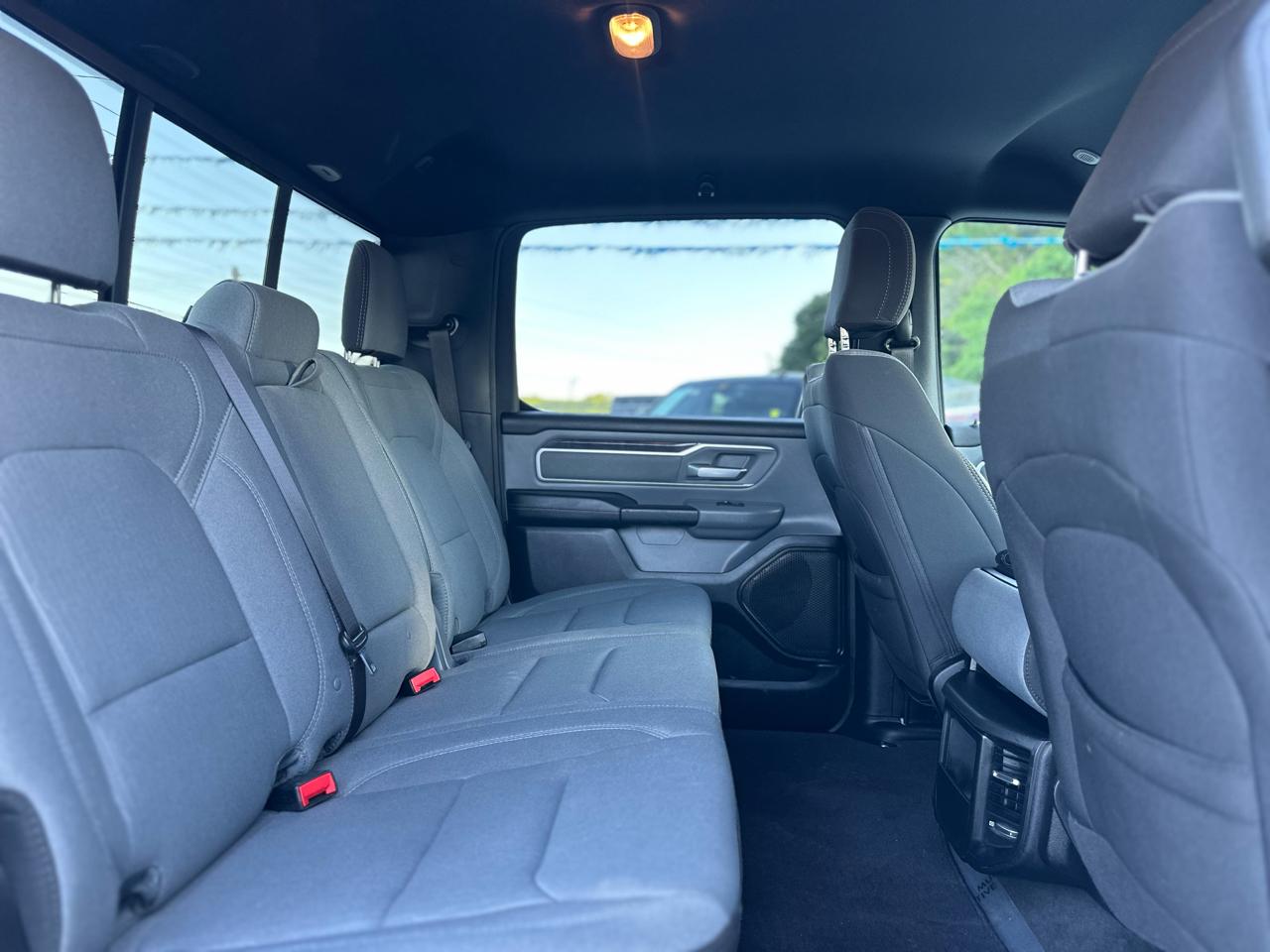 RAM 1500 Big Horn Crew Cab SWB 4WD 2023