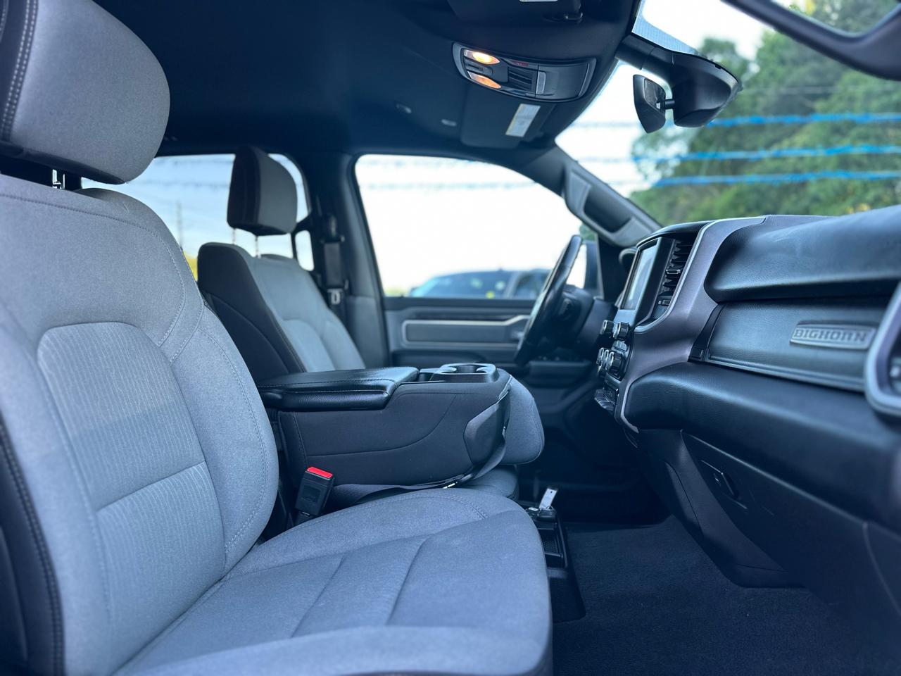 RAM 1500 Big Horn Crew Cab SWB 4WD 2023