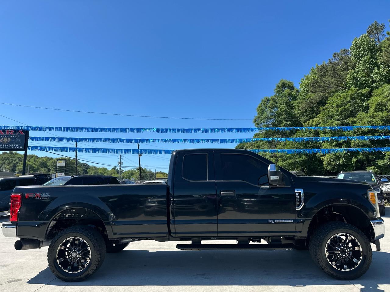 Ford F-350 SD XLT SuperCab 4WD 2019