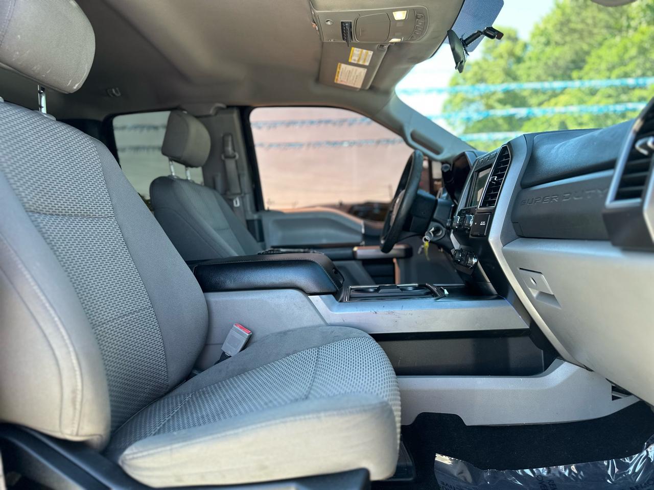 Ford F-350 SD XLT SuperCab 4WD 2019