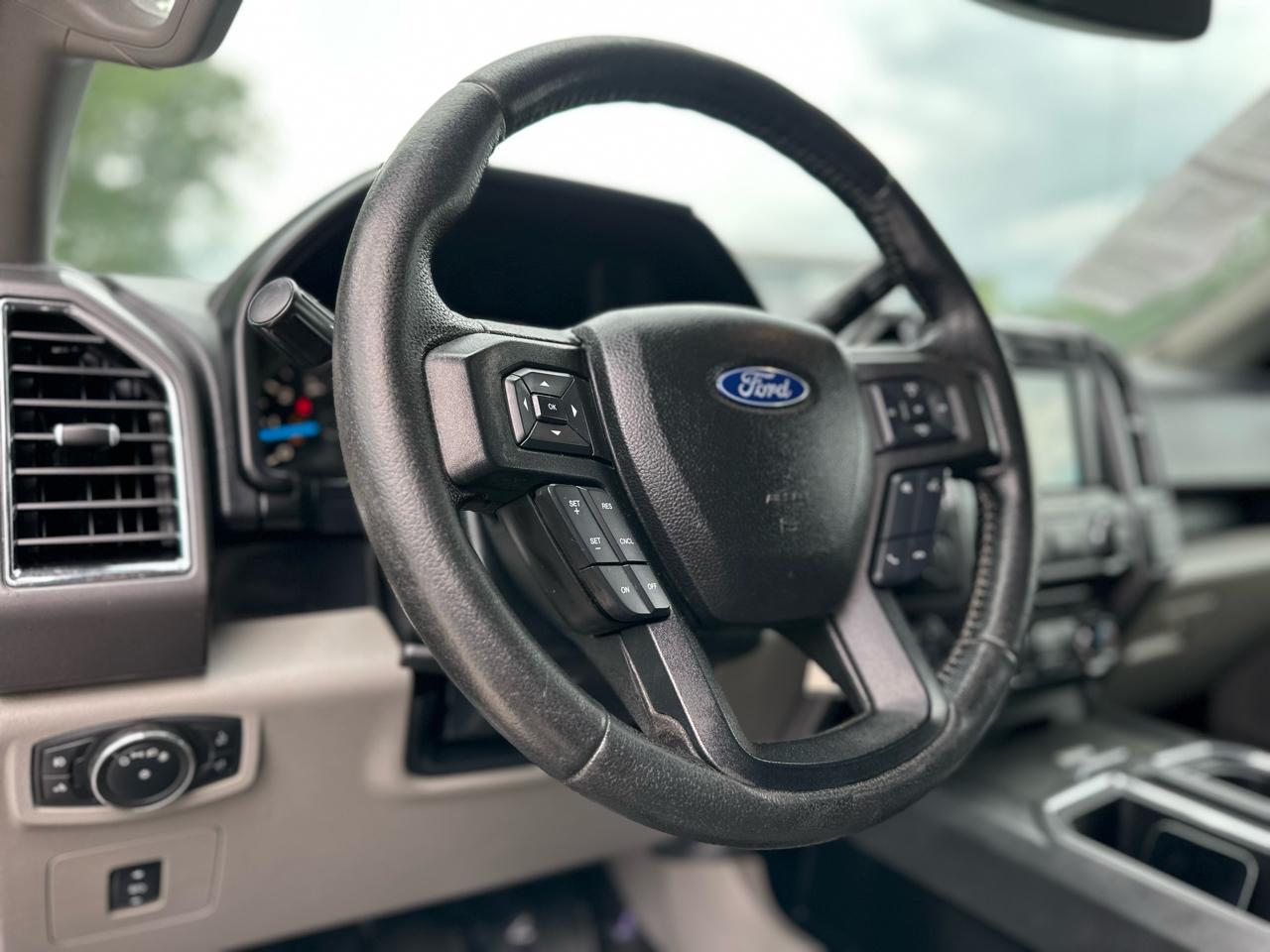 Ford F-150 XLT 4WD 2016