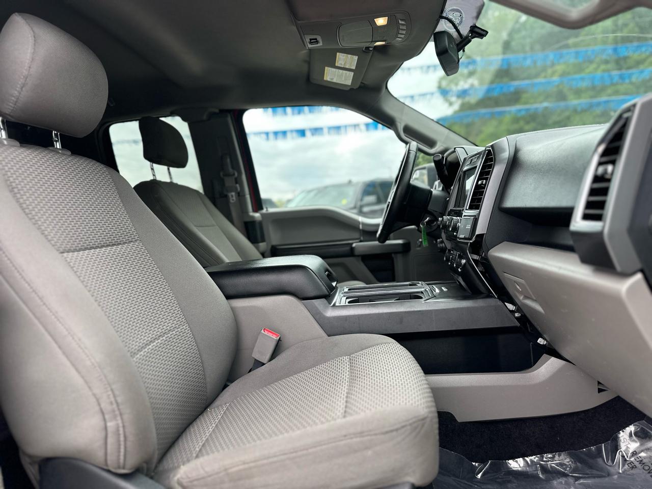 Ford F-150 XLT 4WD 2016