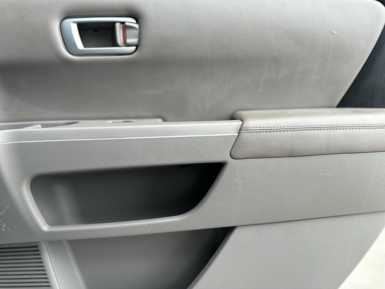 Honda Pilot EX-L 2WD 5-Spd AT with DVD 2011