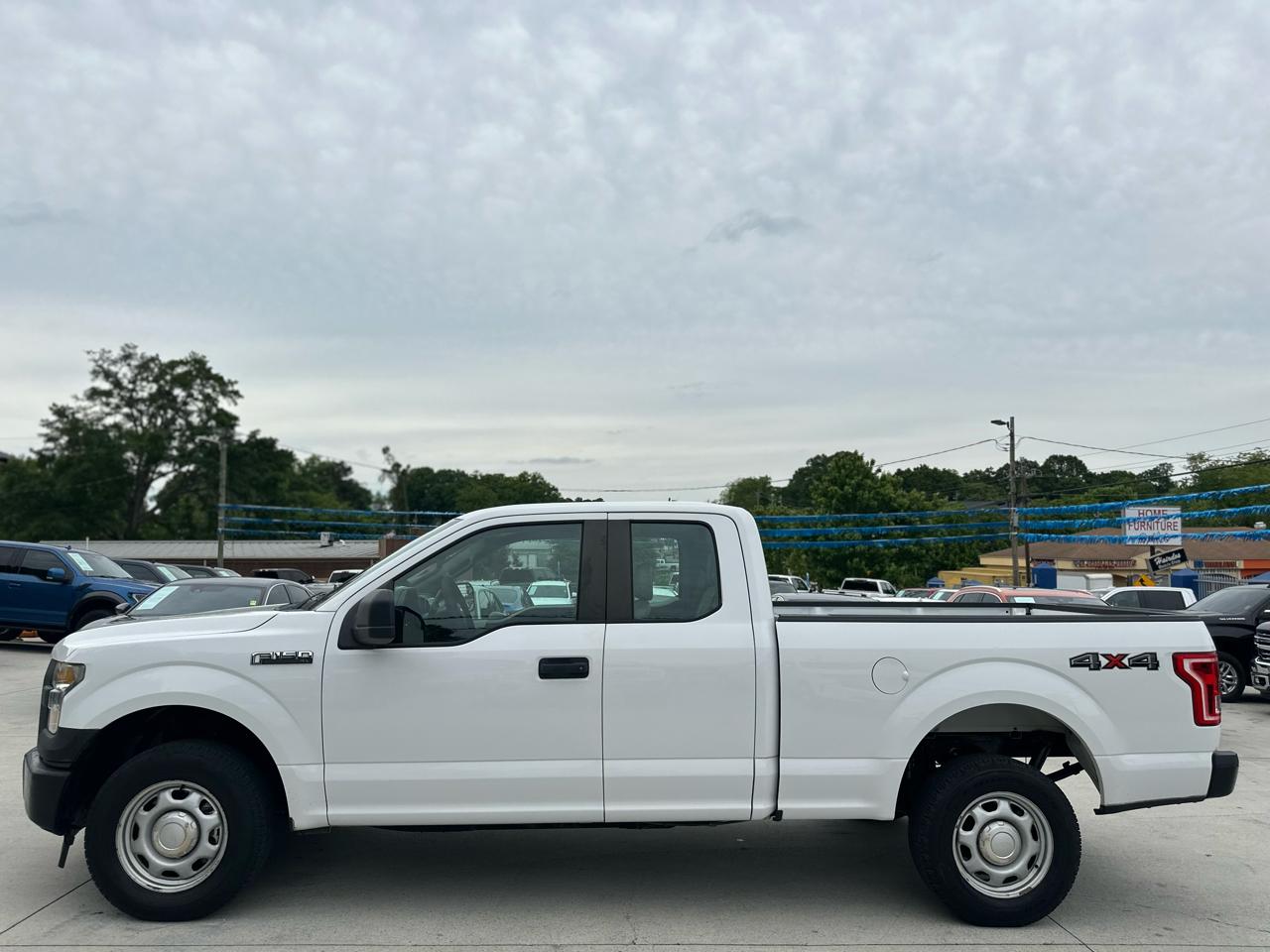 Ford F-150 XL 4WD 2017