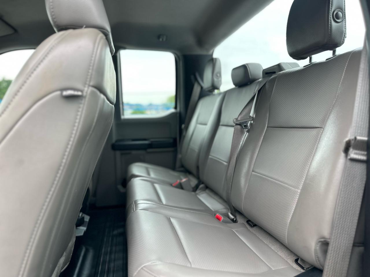 Ford F-150 XL 4WD 2017