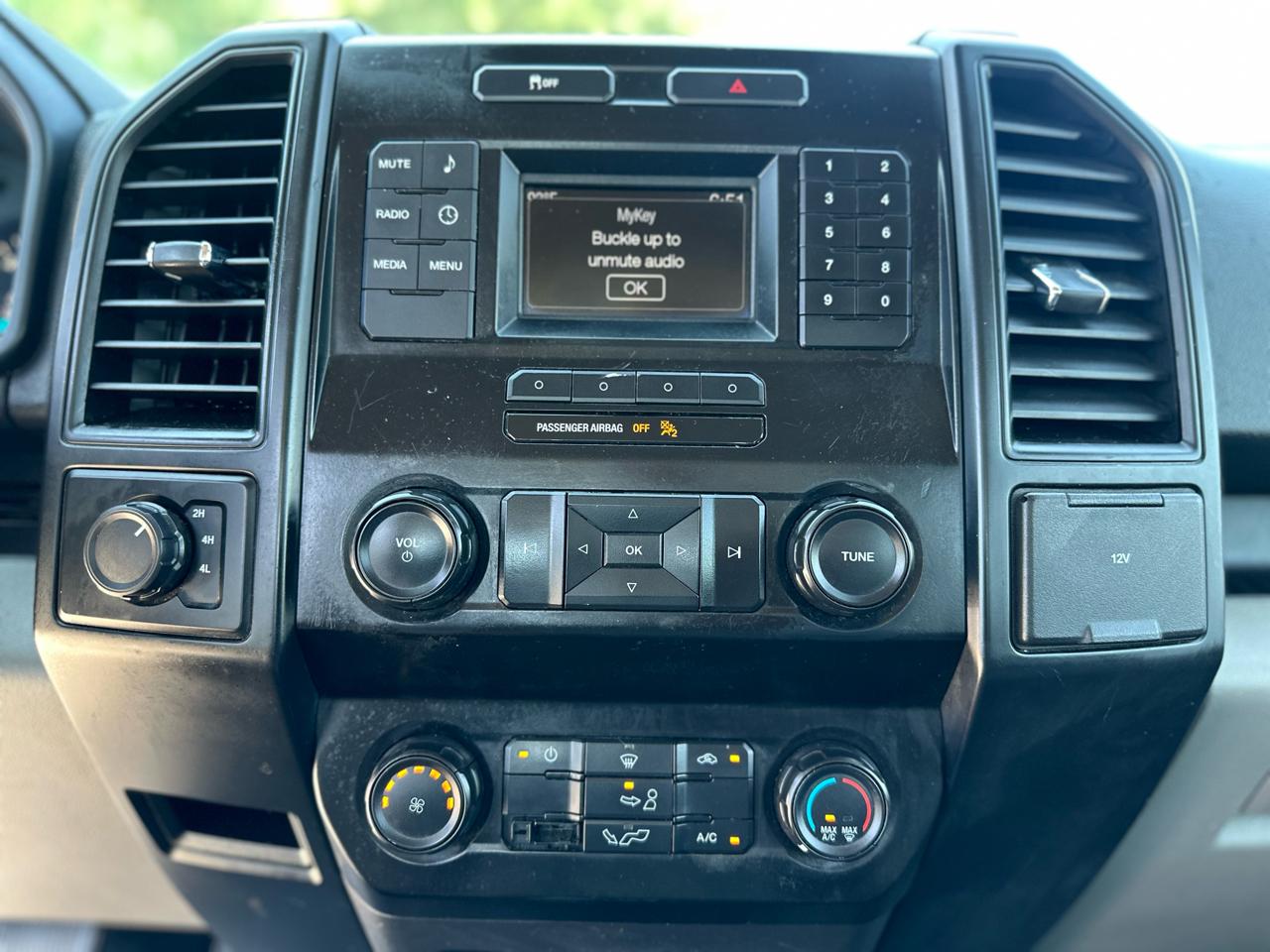Ford F-150 XL 4WD 2017