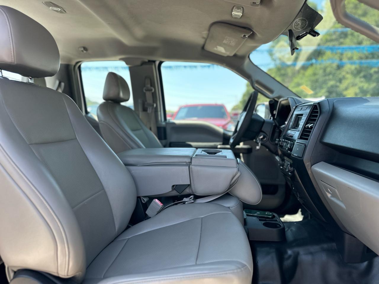 Ford F-150 XL 4WD 2017