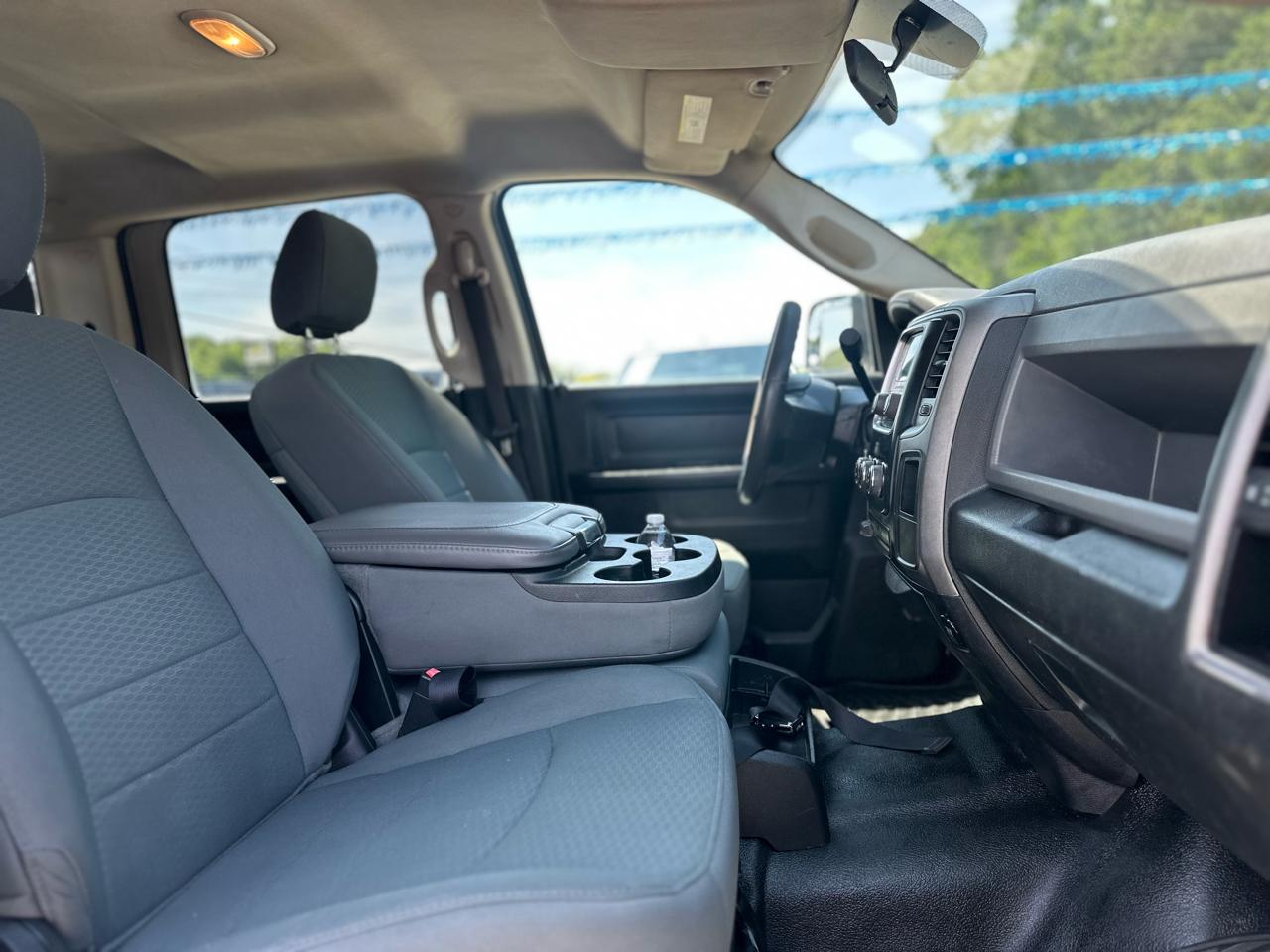 RAM 3500 ST Crew Cab LWB 2WD 2014