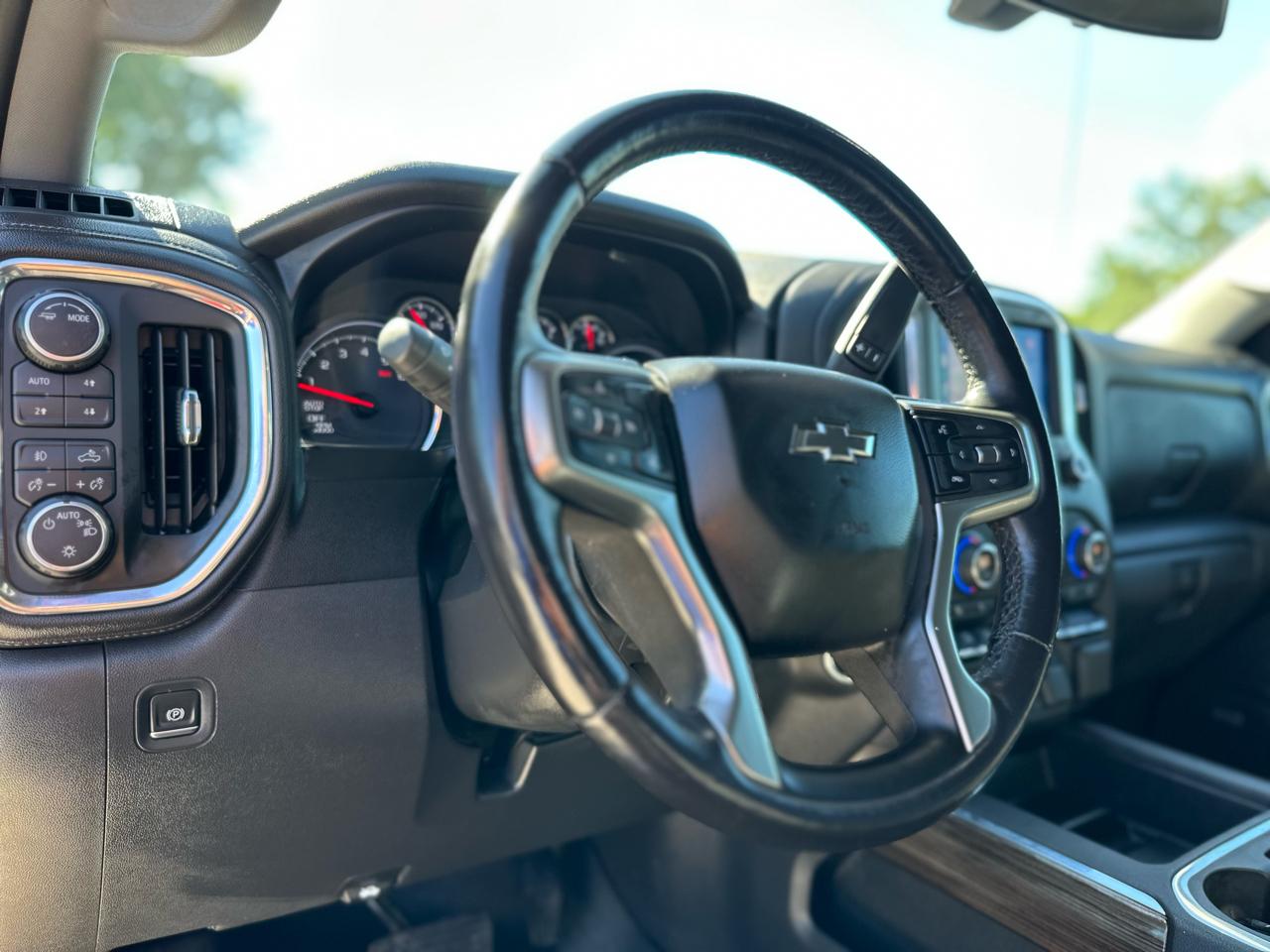 Chevrolet Silverado 1500 RST Crew Cab 4WD 2021