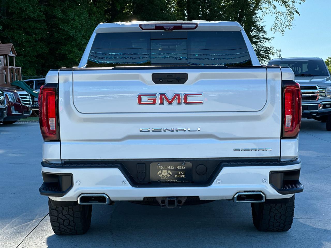 GMC Sierra 1500 Denali Crew Cab Short Box 4WD 2023