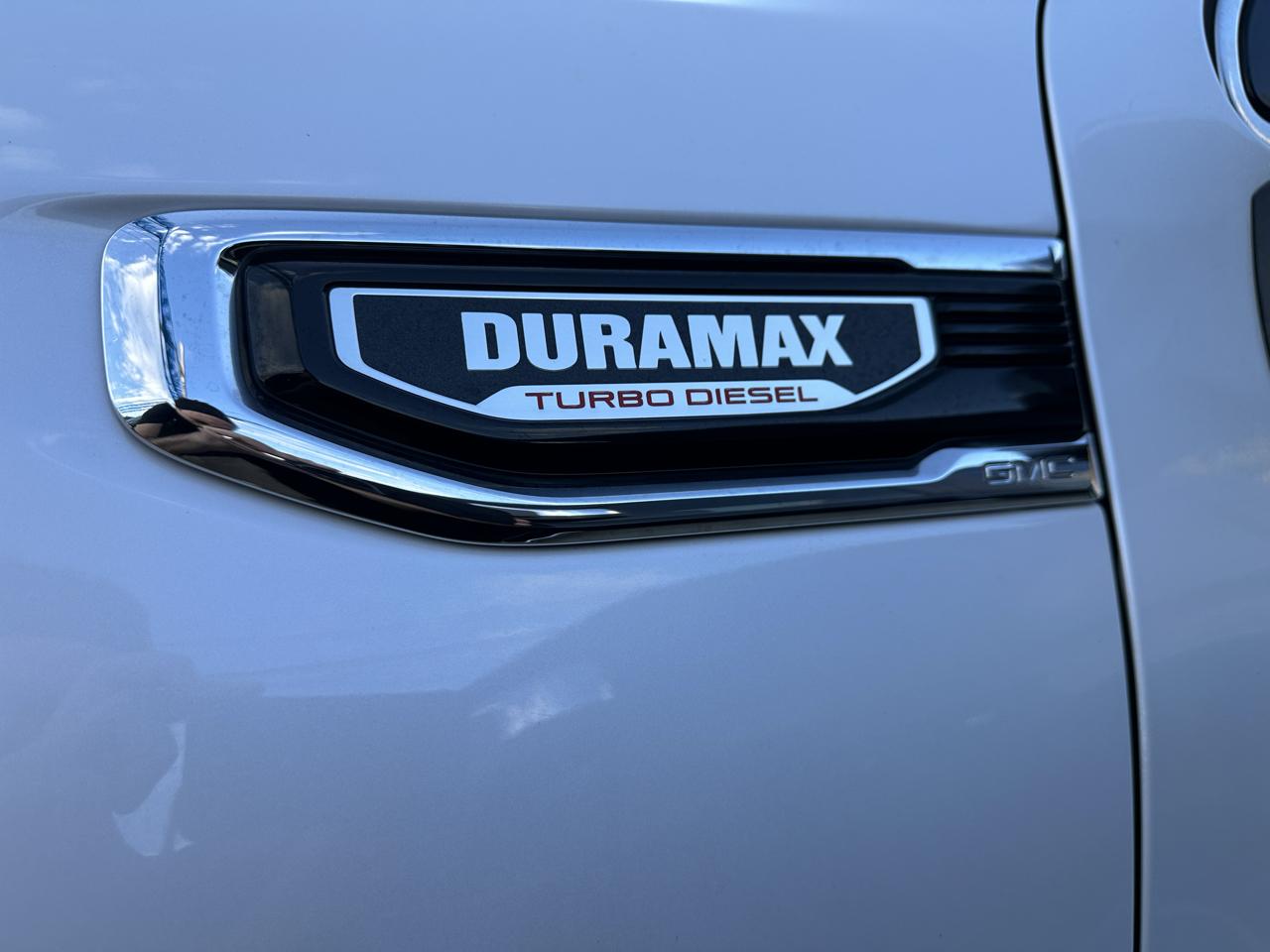 GMC Sierra 1500 Denali Crew Cab Short Box 4WD 2023