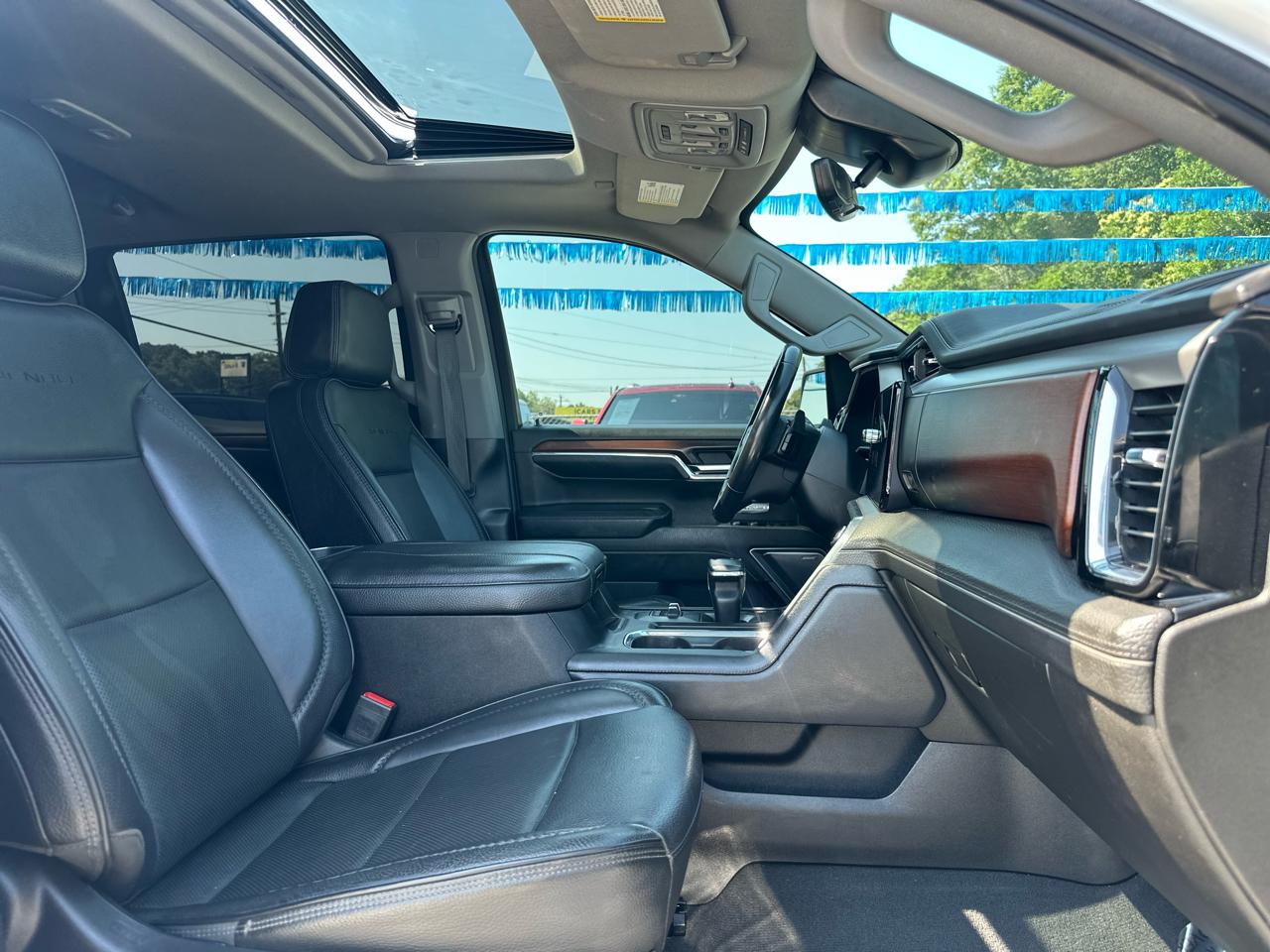 GMC Sierra 1500 Denali Crew Cab Short Box 4WD 2024