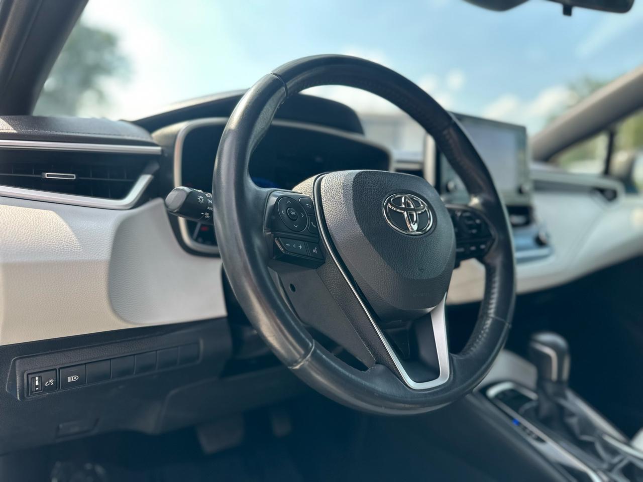 Toyota Corolla XSE Hatchback CVT 2021