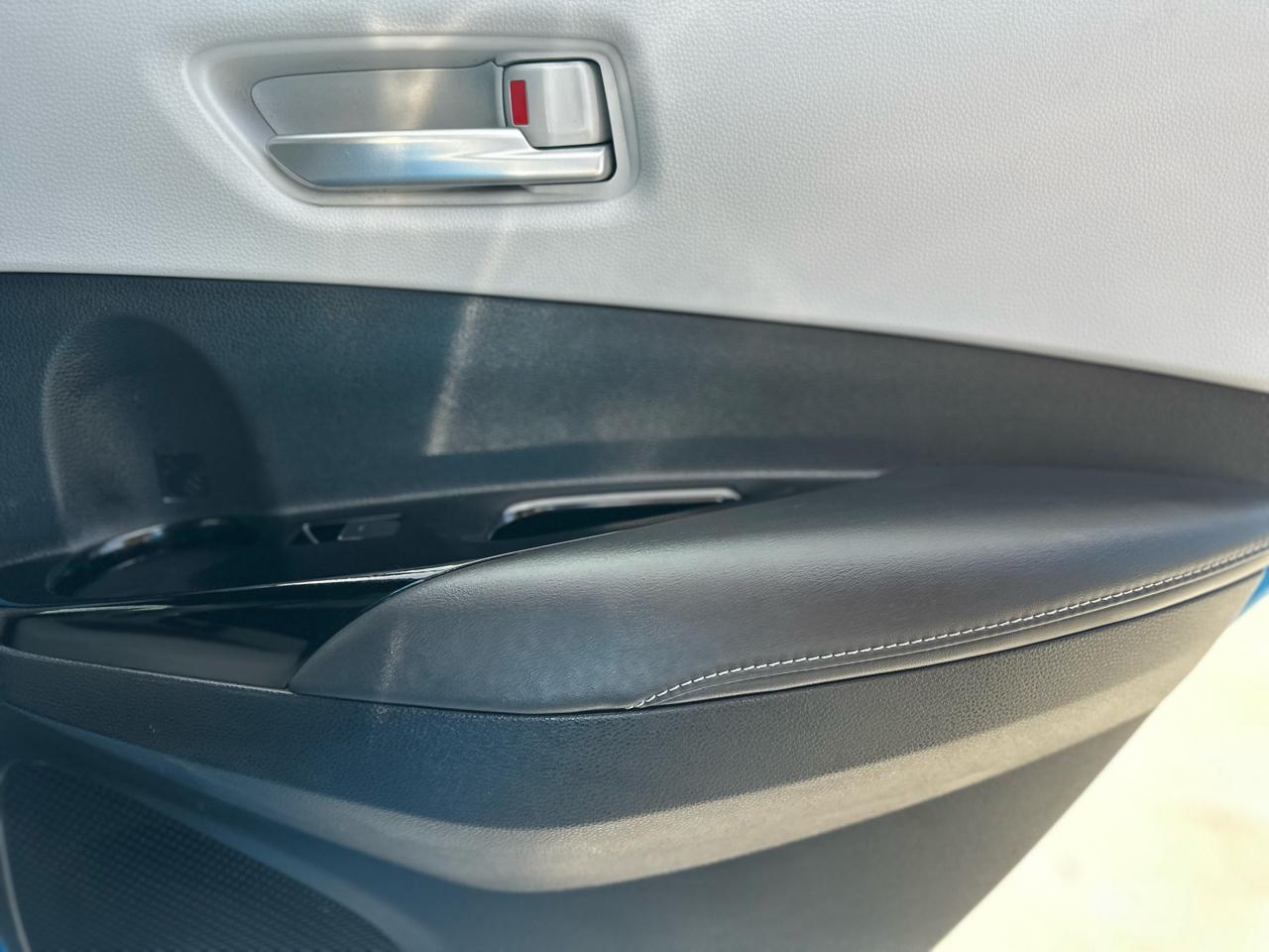 Toyota Corolla XSE Hatchback CVT 2021