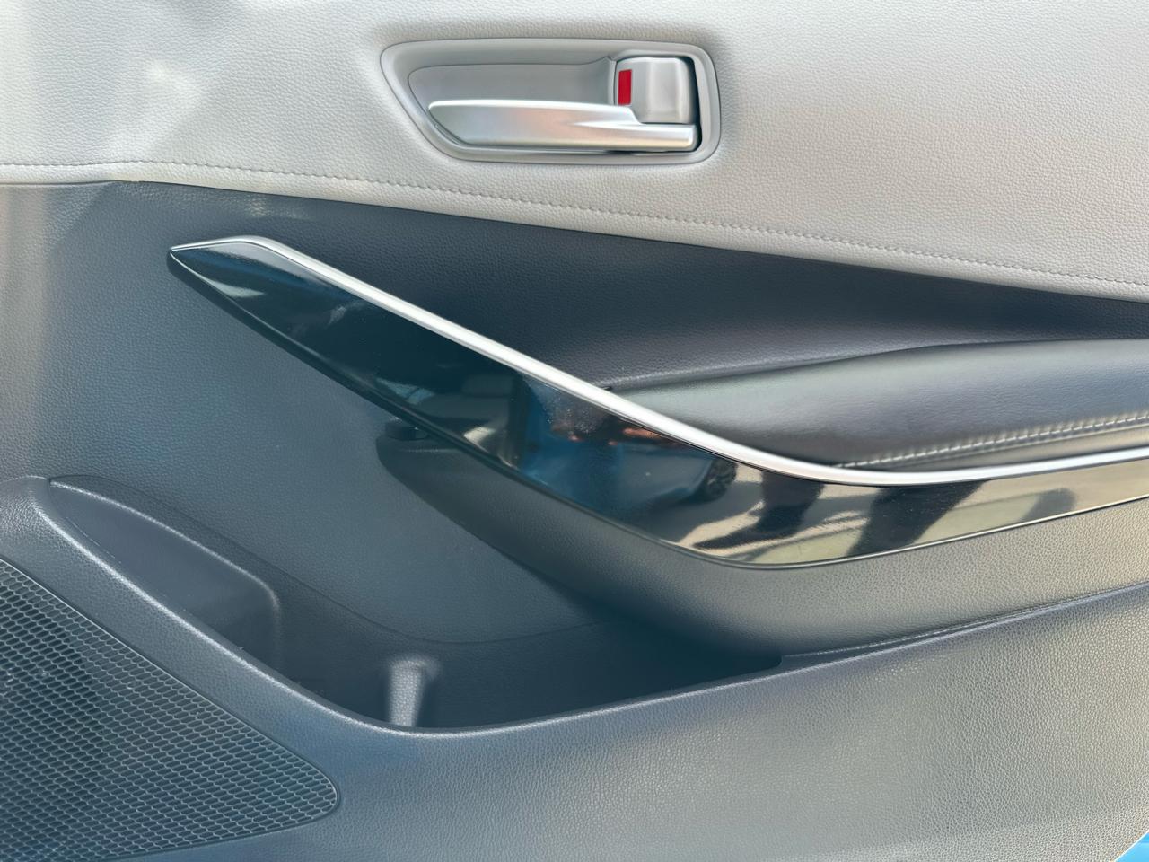 Toyota Corolla XSE Hatchback CVT 2021