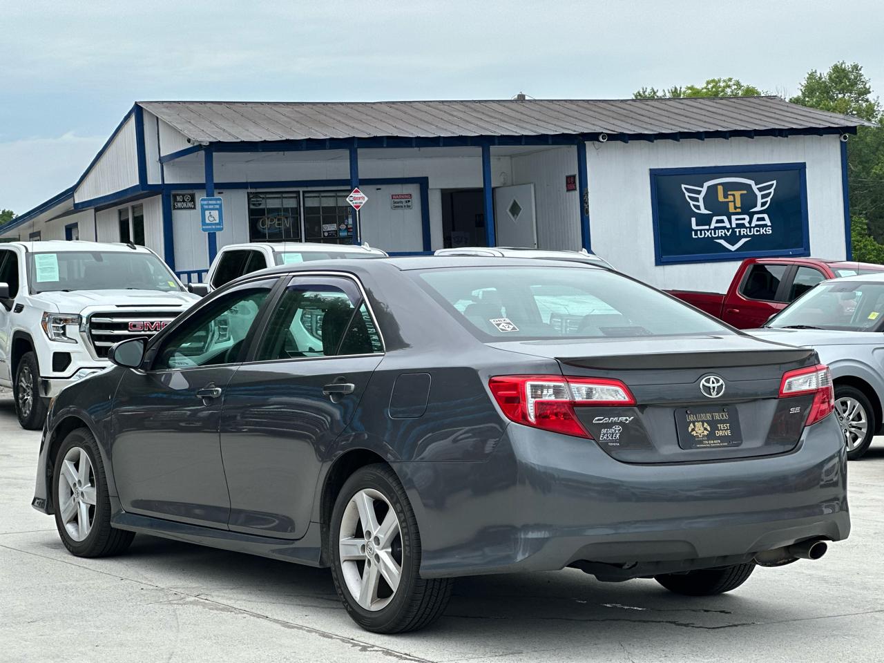 Toyota Camry XLE 2013