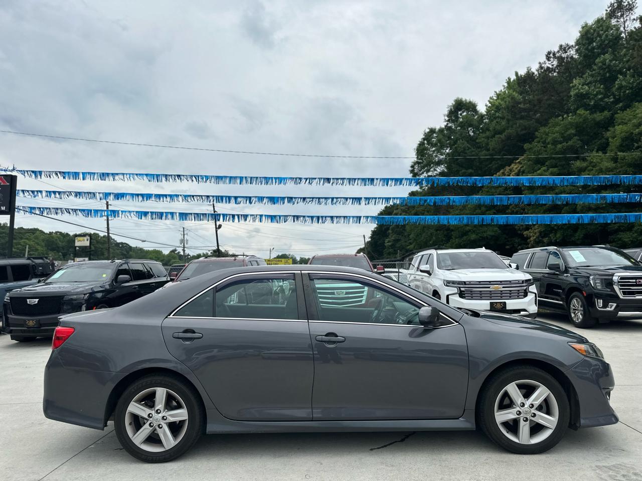Toyota Camry XLE 2013